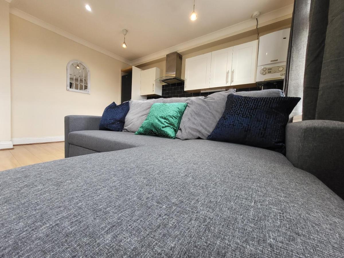 Tooting Bec Central Apartment By London Tube Exteriér fotografie